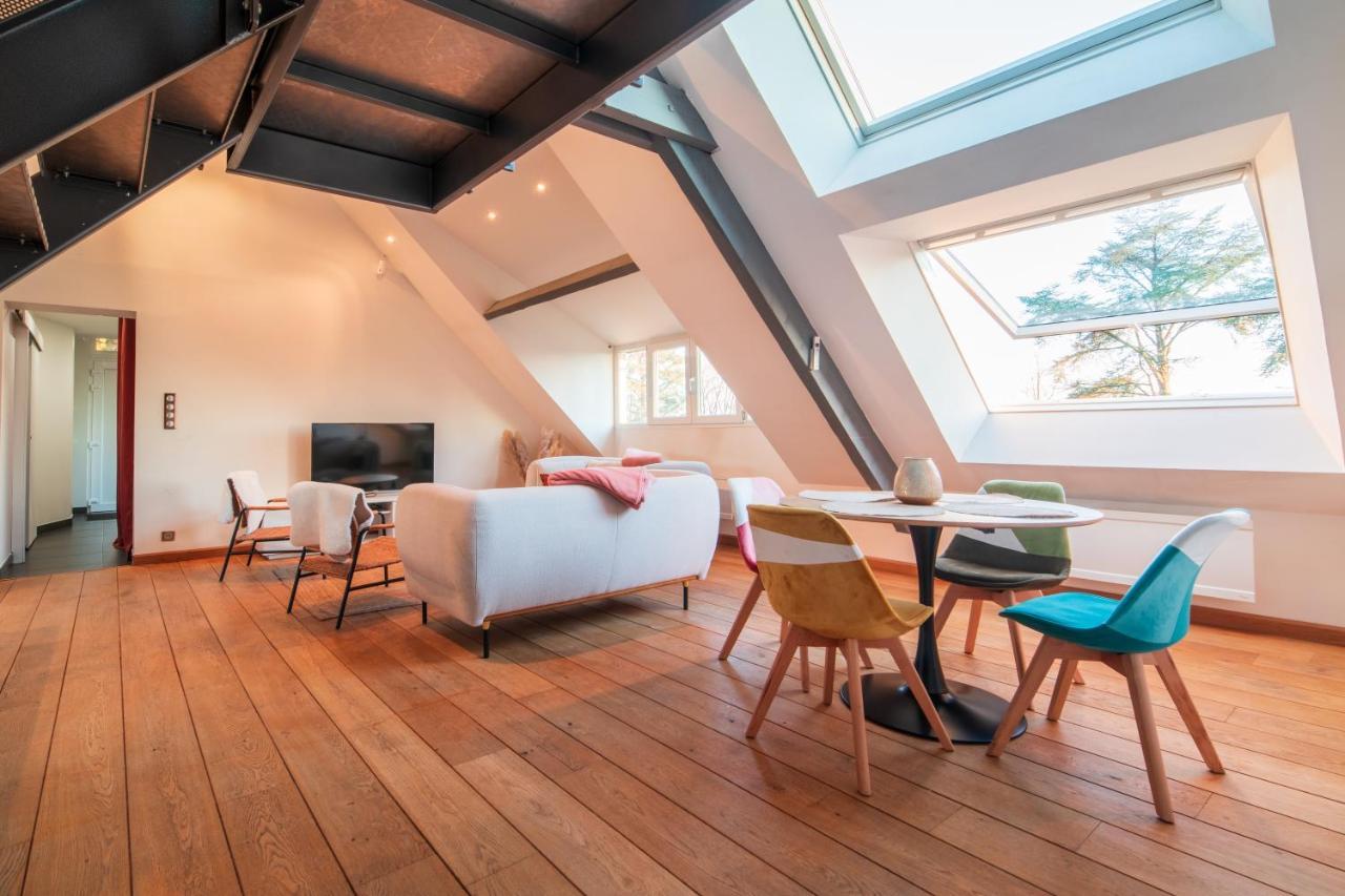 Appartamento Loft Les Deux Cedres Avec Vue Panoramique Charleville-Mézières Esterno foto
